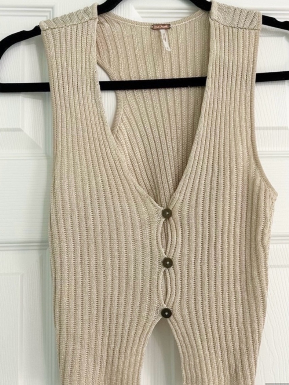 ❤️… Free People Seascape  Ribbed Knit Sleeveless Button Vest